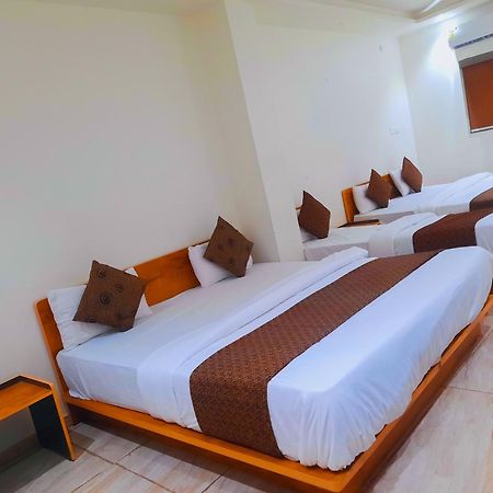Hotel Nova Pride ราชโกฎิ ภายนอก รูปภาพ